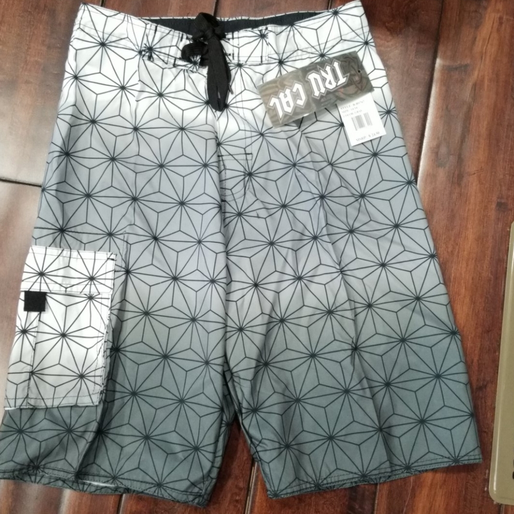 NWT Tru Cal Boys Swim Trunks  Size 14/16